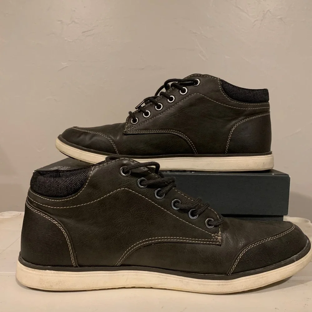 Goodfellow & Co Mid Top Sneakers Mens‎ 11 Dark Brown Excellent Faux Leather  Up